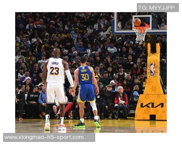 库里晒图热情欢迎新队友兄弟同框合影期待成真瞬间