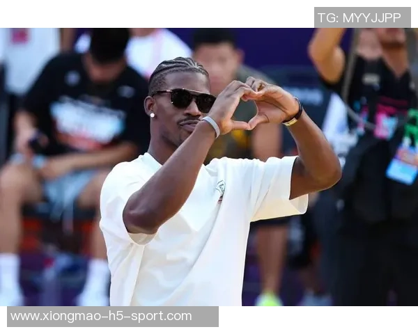 费尔斯与巴特勒场上争吵升级双方各吃技术犯规被驱逐出场 费尔斯与巴特勒场上争吵升级双方各吃技术犯规被驱逐出场